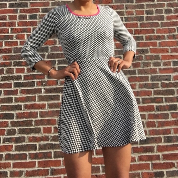 NWT Francesca's Knit BW Checker 3/4 Sleeve Skater - Picture 2 of 8